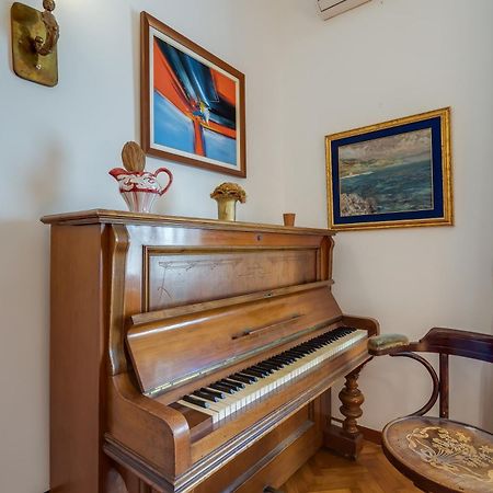 City Apartment With Garden - Happy Rentals Rijeka Exteriör bild