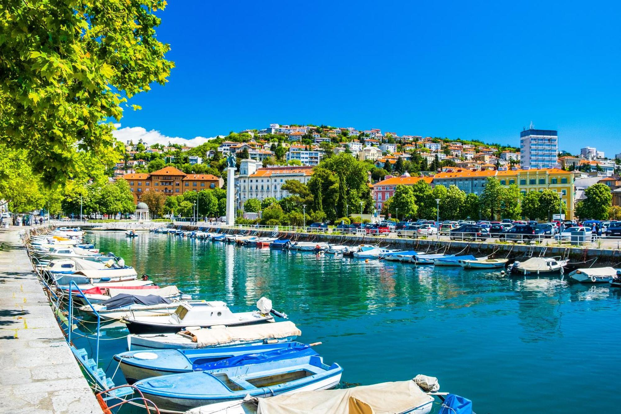 City Apartment With Garden - Happy Rentals Rijeka Exteriör bild